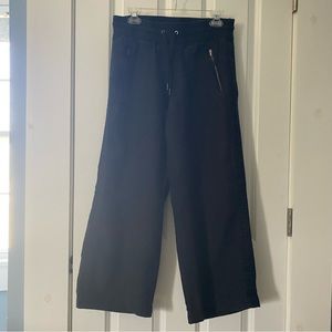 Athleta Retreat Linen Wide Leg Pant, Womens 4P, washed black